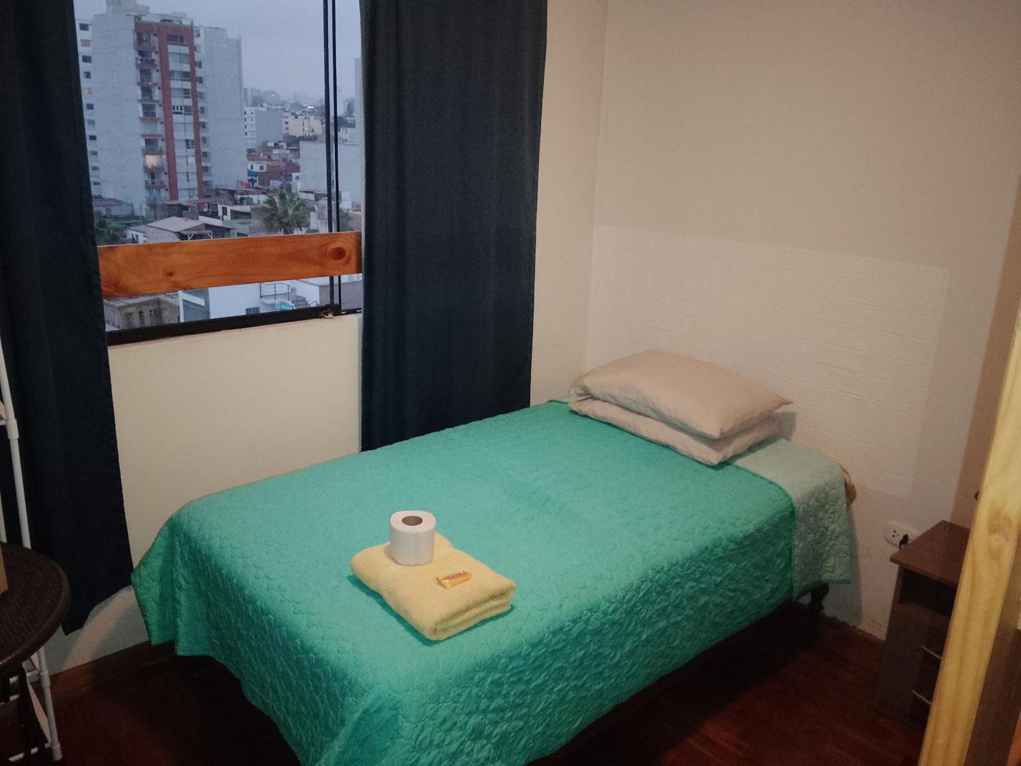 Blue Coast Lima Private Rooms Ngoại thất bức ảnh