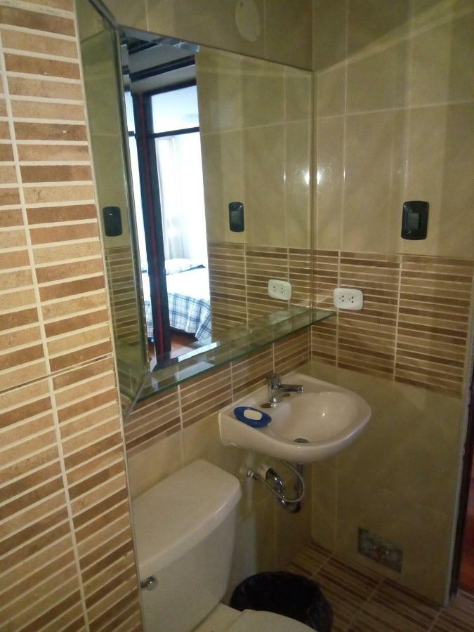 Blue Coast Lima Private Rooms Ngoại thất bức ảnh
